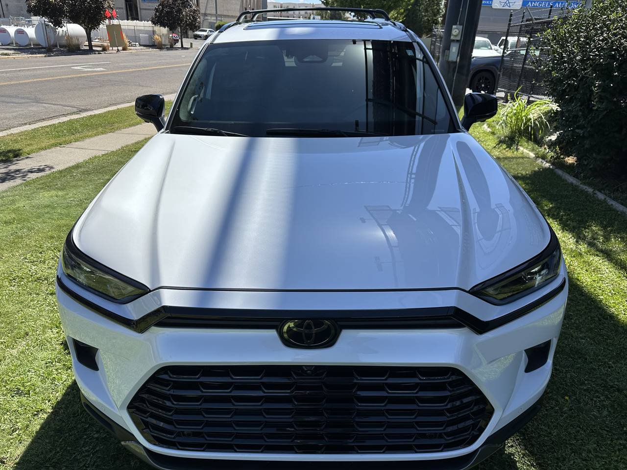 Used 2025 Toyota Grand Highlander AWD Hybrid image 12