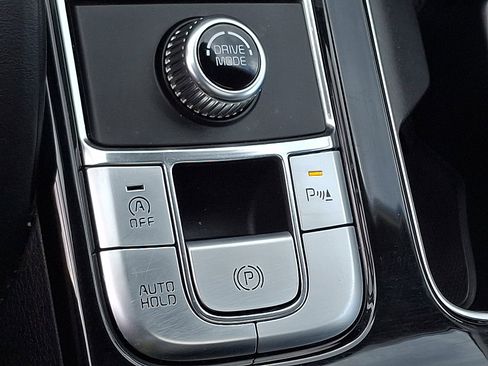 Used 2023 Kia Telluride EX w/ EX Captain's Chair Package image 27