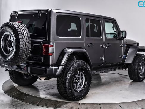 Used 2025 Jeep Wrangler Unlimited Sahara w/ Safety Group image 6