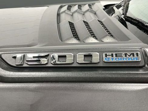 Used 2022 RAM 1500 Laramie w/ Sport Appearance Package AWD/4WD image 37