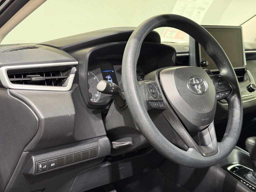 Certified 2025 Toyota Corolla LE FWD image 16