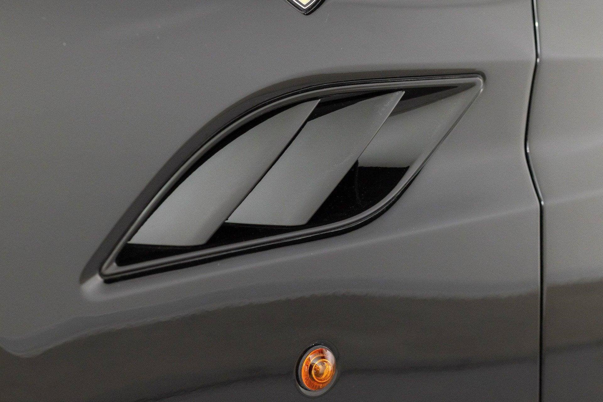 Used 2010 Ferrari California RWD image 30