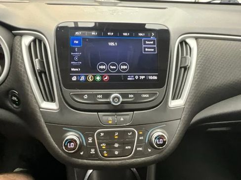 Used 2023 Chevrolet Malibu LT FWD image 10
