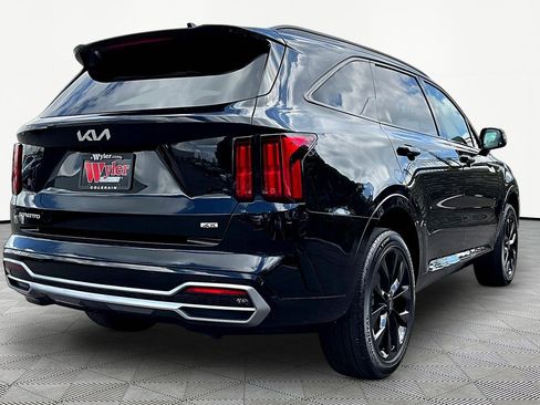 Certified 2023 Kia Sorento SX AWD/4WD image 6