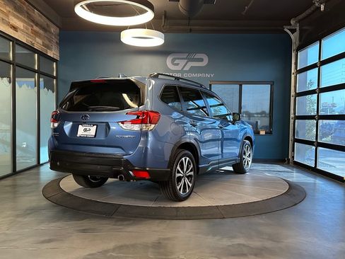 Used 2021 Subaru Forester Limited w/ Popular Package #3 AWD/4WD image 3