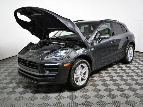 New 2026 Porsche Macan AWD/4WD image 34