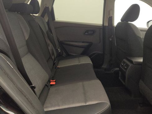 Used 2021 Nissan Rogue S FWD image 19