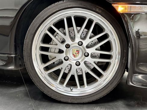 Used 2001 Porsche 911 Cabriolet image 12