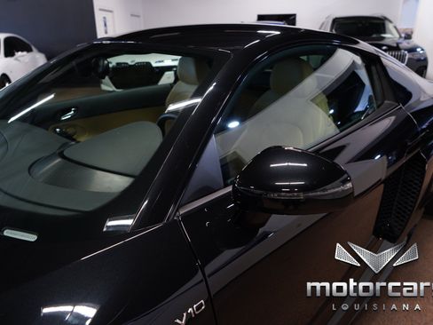Used 2011 Audi R8 V10 AWD/4WD image 14