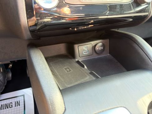 Used 2023 Ford Escape SE w/ PHEV Premium Package FWD image 39