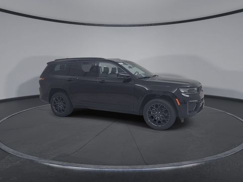 New 2026 Jeep Grand Cherokee L Summit w/ Obsidian Package AWD/4WD image 2