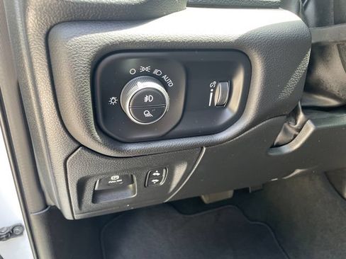 Used 2023 RAM 1500 Big Horn AWD/4WD image 26