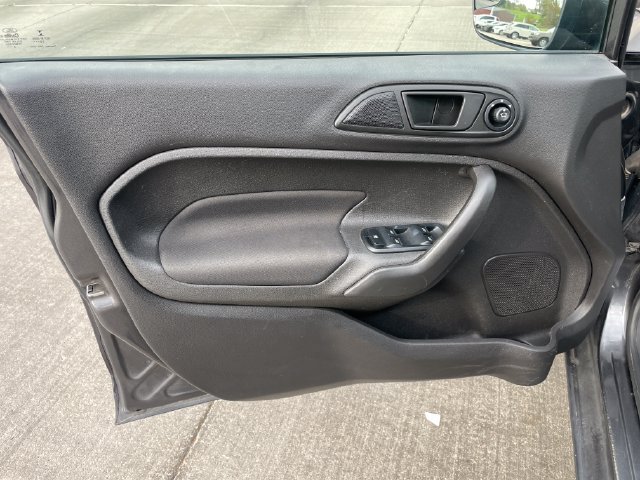 Used 2019 Ford Fiesta SE FWD image 11
