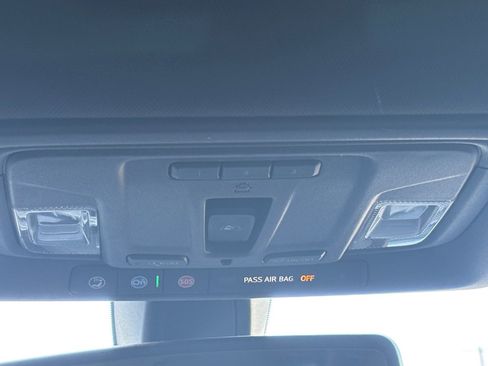 Used 2020 GMC Sierra 1500 SLT image 7