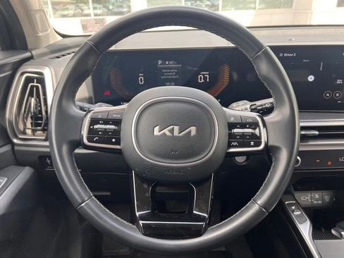 Used 2024 Kia Sorento S AWD/4WD image 12