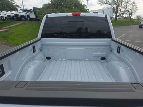 Certified 2025 Ford F150 Platinum w/ Equipment Group 702A High AWD/4WD image 12