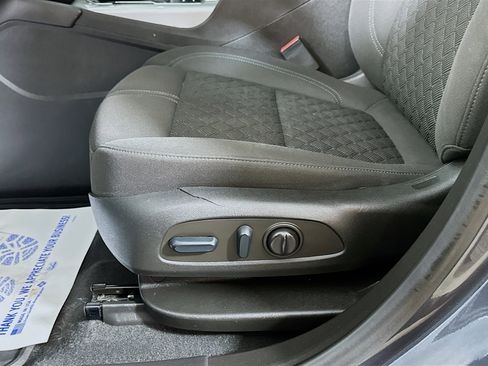 Used 2022 Chevrolet Blazer LT image 18