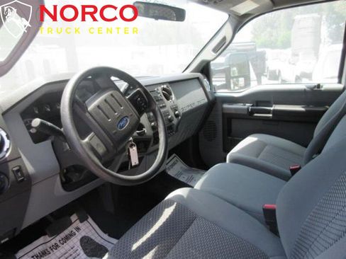 Used 2012 Ford F550 2WD Crew Cab Super Duty image 21