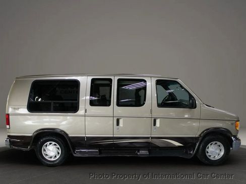 Used 2000 Ford E-150 and Econoline 150 E-150 Recreational image 3