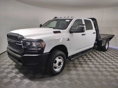Used 2024 RAM 3500 Tradesman w/ Max Tow Package AWD/4WD image 5