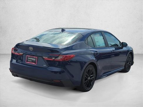 New 2026 Toyota Camry SE image 5
