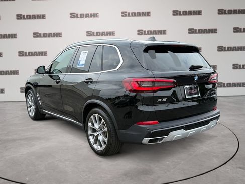 Used 2021 BMW X5 xDrive40i w/ Premium Package AWD/4WD image 3