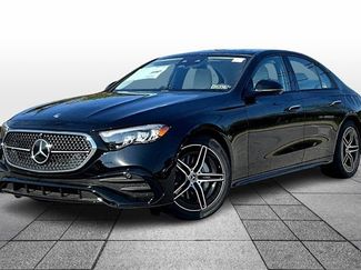 New 2026 Mercedes-Benz E 350 4MATIC Sedan video 2