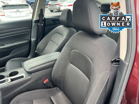 Used 2025 Nissan Altima 2.5 SV FWD image 32