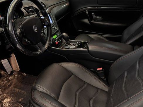 Used 2012 Maserati GranTurismo MC image 3