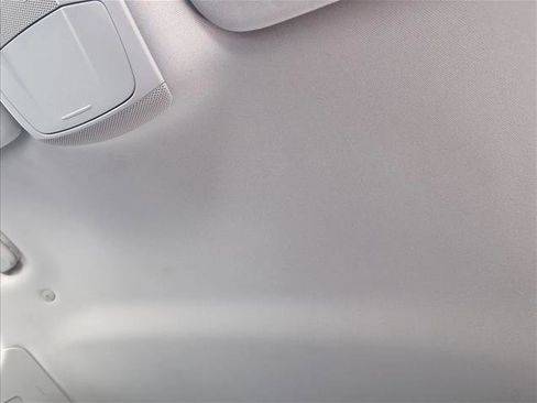 Used 2020 Ford Fusion SE image 15