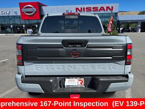 Certified 2025 Nissan Frontier PRO-4X w/ Pro Convenience Package AWD/4WD image 4
