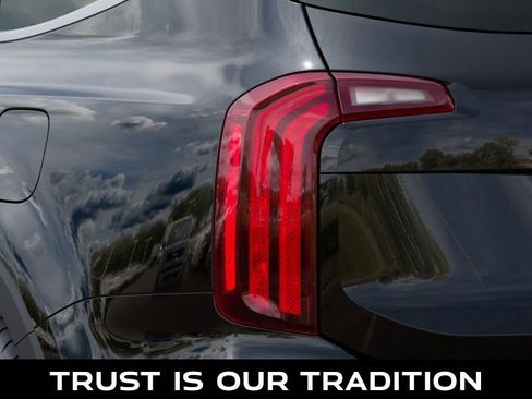 New 2025 Kia Telluride S image 11