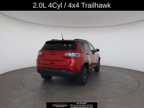 Used 2025 Jeep Compass Trailhawk AWD/4WD image 17