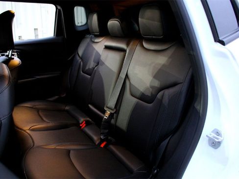 New 2026 Jeep Compass Limited image 18