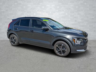 Used 2023 Kia Niro EX