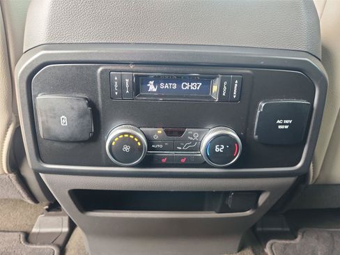 Used 2019 Ford Expedition Limited w/ Equipment Group 302A AWD/4WD image 22