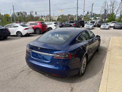 Used 2017 Tesla Model S 60 image 6