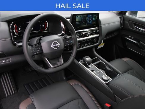 New 2026 Nissan Pathfinder Platinum AWD/4WD image 4
