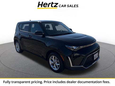 Used 2025 Kia Soul LX w/ LX Technology Package FWD image 1