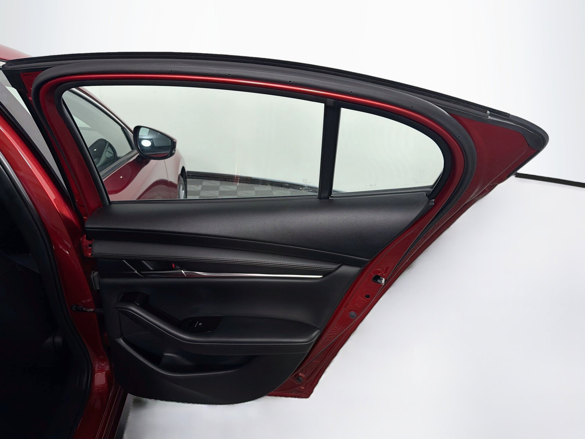 Used 2025 MAZDA MAZDA3 s FWD image 31