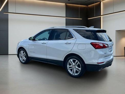 Used 2020 Chevrolet Equinox Premier FWD image 3