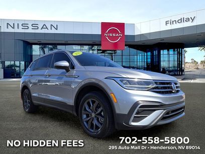 Used 2023 Volkswagen Tiguan SE w/ Panoramic Sunroof Package