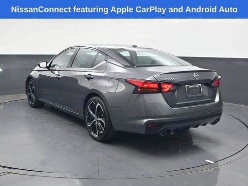 Used 2025 Nissan Altima 2.5 SR FWD image 6