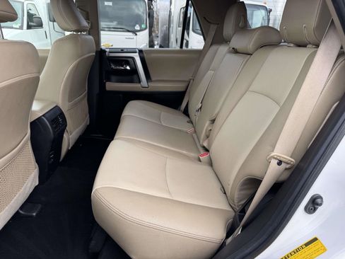 Used 2019 Toyota 4Runner SR5 Premium image 21