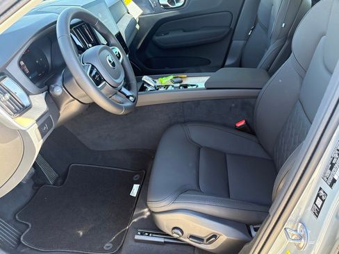 New 2026 Volvo XC60 B5 Plus w/ Protection Package Premier image 20