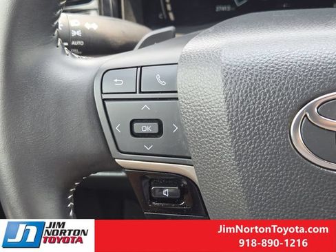 Used 2025 Toyota Camry SE w/ Multimedia Upgrade Package AWD/4WD image 30