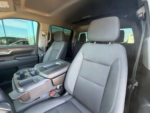 Used 2023 Chevrolet Silverado 1500 RST w/ Z71 Off-Road Package AWD/4WD image 18
