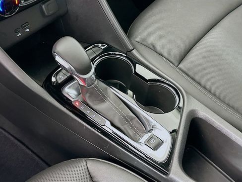 Used 2024 Buick Encore GX Sport Touring w/ Experience Buick Package image 16