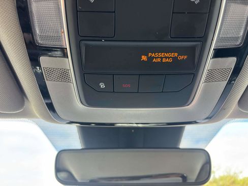 Used 2021 Hyundai Santa Fe SEL w/ Convenience Package image 27