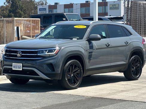 Used 2023 Volkswagen Atlas Cross Sport SE w/ Black Wheel Package FWD image 8